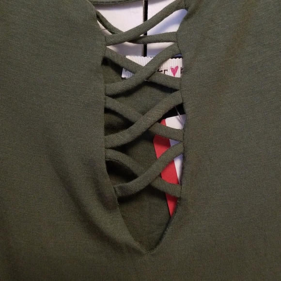 Better Be - Dress - Picture 4 of 4